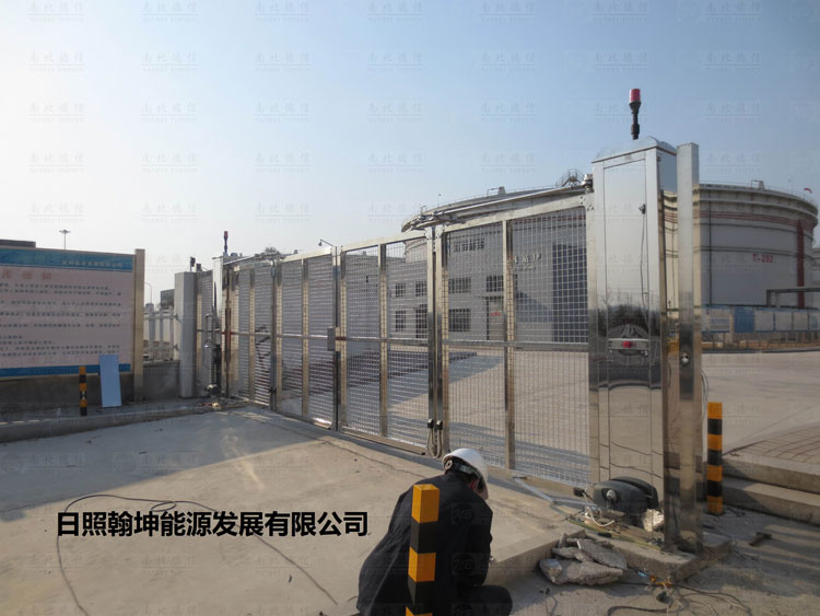 日照翰坤能源發(fā)展有限公司開(kāi)泰SGDD4A智能懸折門(mén)案例